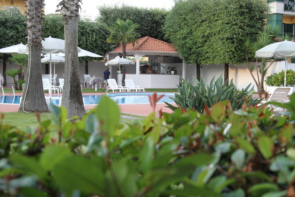 Hotel Barbarella Giugliano In Campania Pokoj fotografie